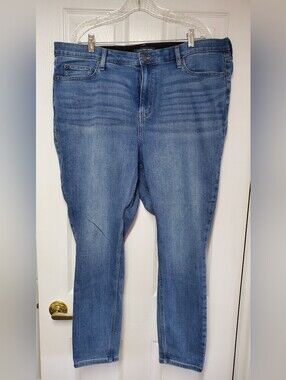 Calvin Klein PLUS SIZE Women’s Blue Slim Fit Jeans